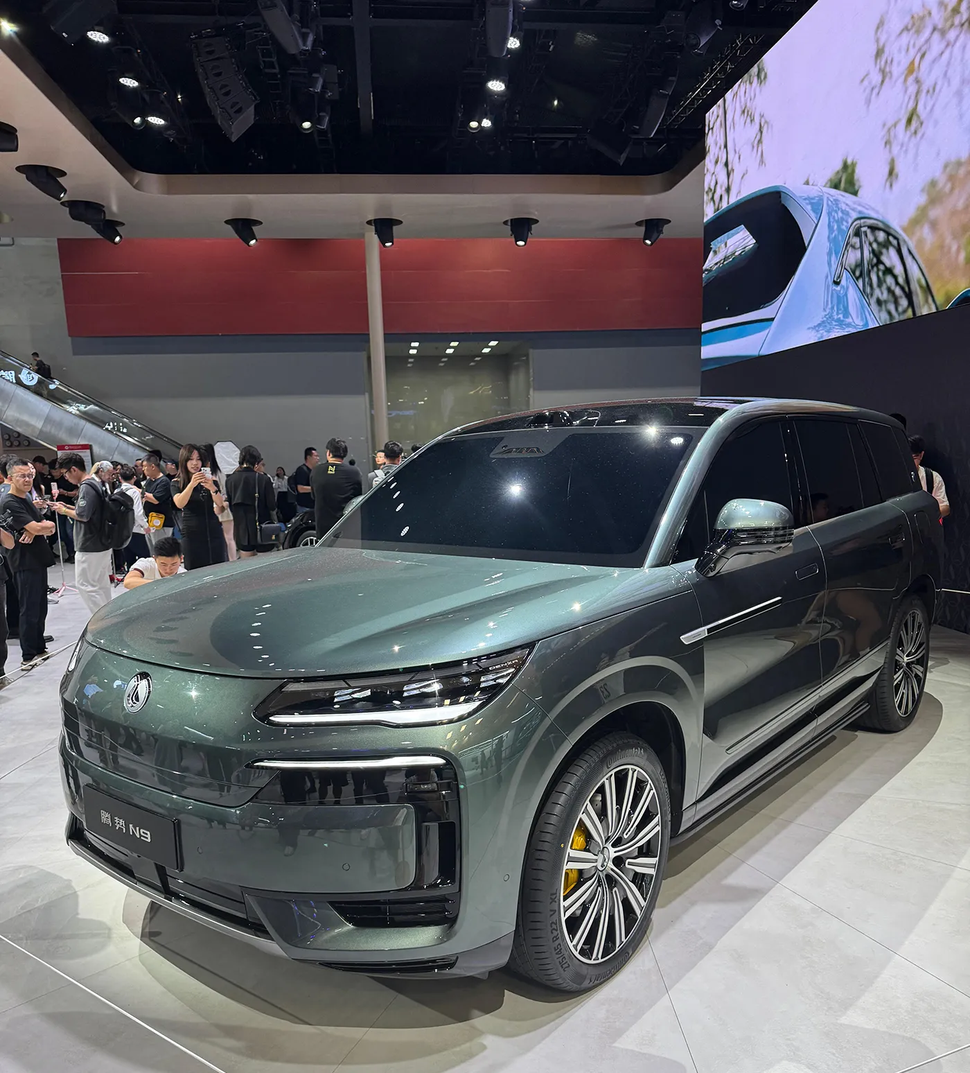 Denza N9 Black Warrior Edition med Black Exterior Kit officiellt avslöjad - nu tillgänglig för köp