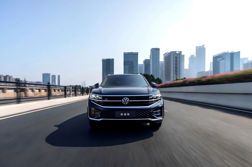 Utseende och konfiguration uppgraderad: Ny Volkswagen Touareg 2.0tsi Ruiying -version lanserad, prissatt till 558 800 yuan