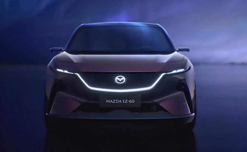 Officiella bilder av Mazda Ez - 60. Designen är extremt futuristisk. Det kommer att göra sin första debut den 23 april.